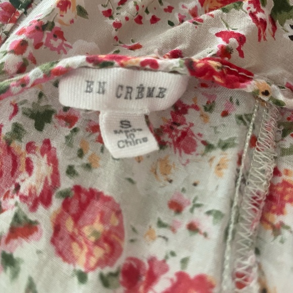 ✨En Cremé floral spaghetti strap dress✨ - Picture 10 of 11